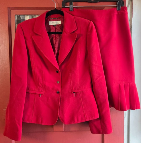 Tuta donna classica rossa