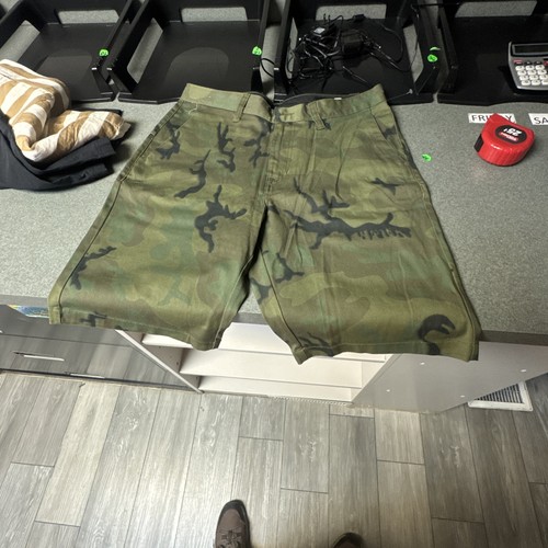 Pantaloncini chino mimetici