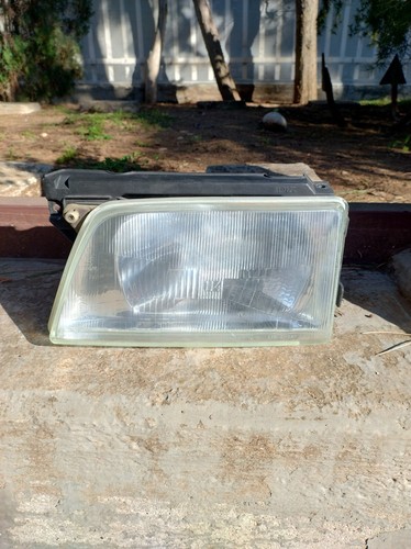 Faro fanale anteriore sinistro