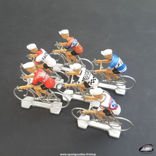 Lot cyclistes miniatures - 6,