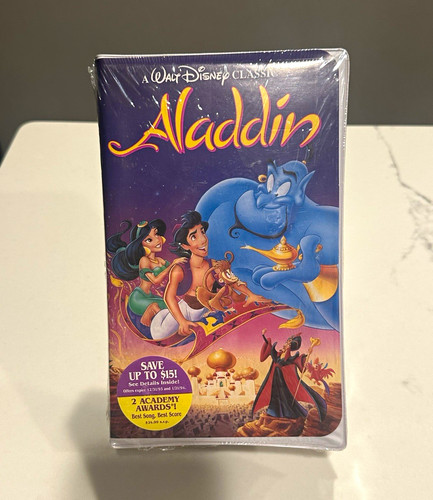 Factory sealed disney aladdin - disney,