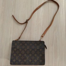 Louis Vuitton Monogram Sacoche