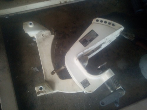 Etrier support moteur 4cv - etrier,
