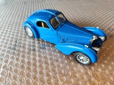 Burago Bugatti Atlantic 1936 in scala 1/24 originale