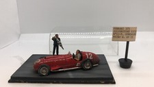 MICRO WORLD DIORAMA FERRARI