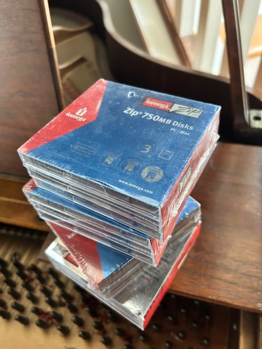 Iomega zip disk 750 - disk,