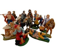 Lotto personaggi statuine per presepe personaggi con altezza 7-12 cm