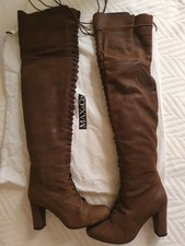 Stivali sopra il ginocchio