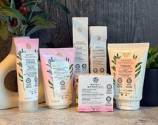 YVES ROCHER Bright Botanical