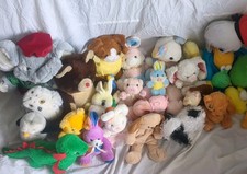 Pacchetto peluche vintage anni 80 - varie marche e misure 30 più oggetti