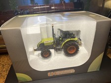 Universal Hobbies Farm # 2614U