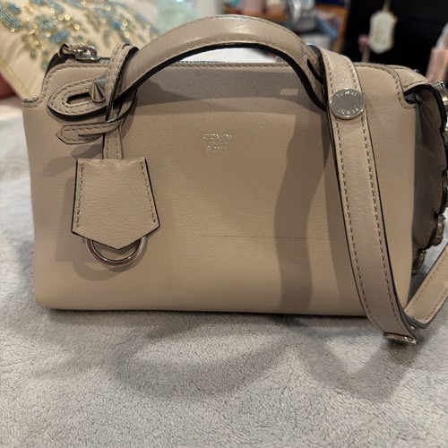 Fendi the way - by,
