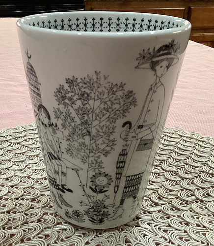 Htf vintage arabia emilia - vintage,