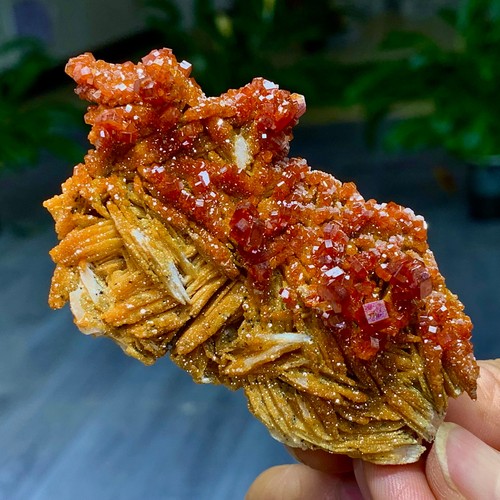 Vanadinite naturale 124g - naturale,