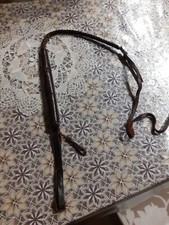 frustino    dei primi 900  , in cuoio fatto  a mano  . intatto   .. da collezion
