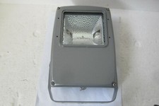 FAEL 50925 PROIETTORE TITANIO MACH 2 70 W IODURI METALLICI IP67 LAMPADA OMAGGIO