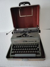 Royal quiet luxe typewriter - quiet,