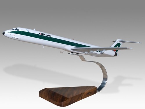 Mcdonnell douglas 82 - douglas, md-82