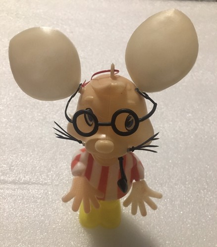 Topo gigio smoking pipe - gigio,