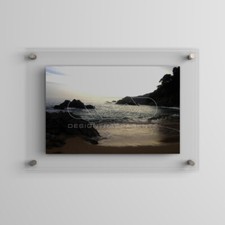 Cornice a giorno cm 70 con pannelli in plexiglass e distanziali