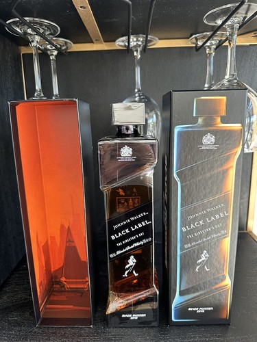 Johnnie walker black - black, the