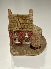 1984 Liliput Lane-Holly