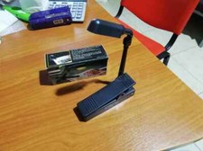 GIACENZA DI MAGAZZINO LOTTO 6 LAMPADE DA LETTURA BULBO CON MOLLETTA BATTERIE