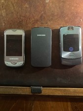 LOTTO 3 CELLULARI VINTAGE INTROVABILI DA TESTARE - 2 SAMSUNG E 1 MOTOROLA
