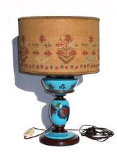 Antico lume di opaline