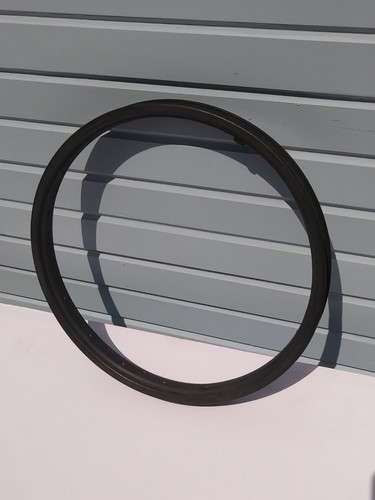 Cerchio 20x1 nero - 20x1,75,