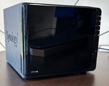 NAS Synology DS916+ (2GB RAM)