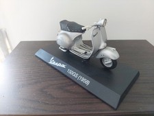 Vespa 150 GS 1958 modellino in scala 1:18