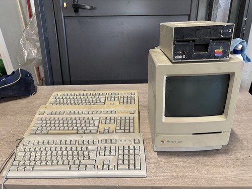 Apple macintosh classic - macintosh,