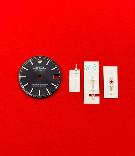 Rolex glossy black dial