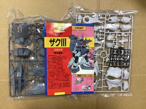 Bandai gundam zaku - zaku, iii