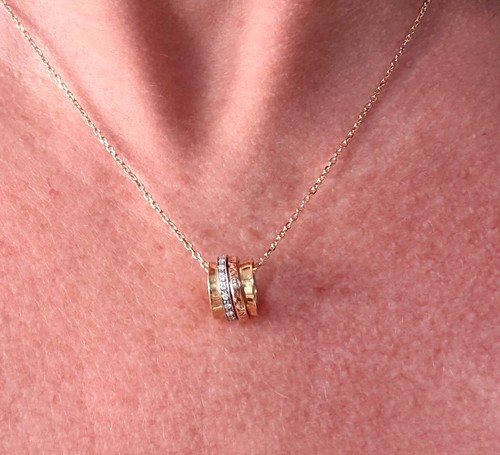 Collana con ciondolo anello