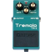 BOSS TREMOLO Pedale per