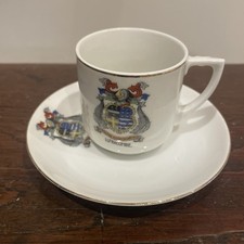 VINTAGE CRESTED WARE  Tea