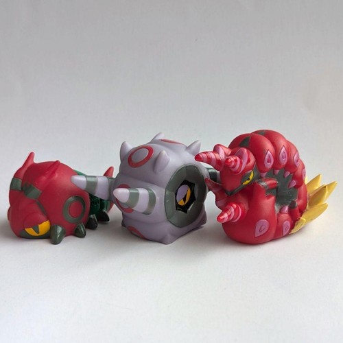 Venipede whirlipede scolipede - whirlipede,
