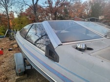 Bayliner Capri    1988