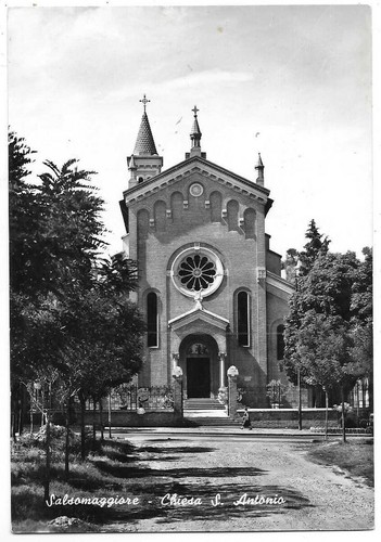 Salsomaggiore chiesa - salsomaggiore, (parma).