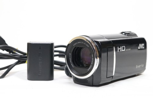 Quasi come nuova - [], videocamera