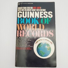 1971-1972 Guinness Book of World Records Vintage Paperback Collectible Book