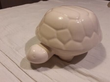 Grande tartaruga in ceramica