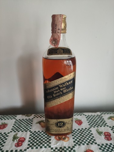 Johnnie walker black label - walker,