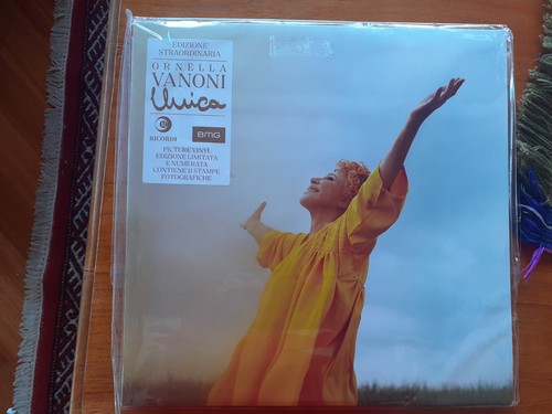 Ornella vanoni unica picture - unica,
