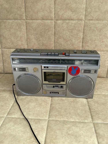 Registratore cassette radio - a,