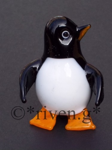 Penguin figurine feathered - penguin, figurine@feathered