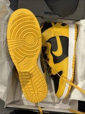UK8 - Nike Wu-Tang x Dunk
