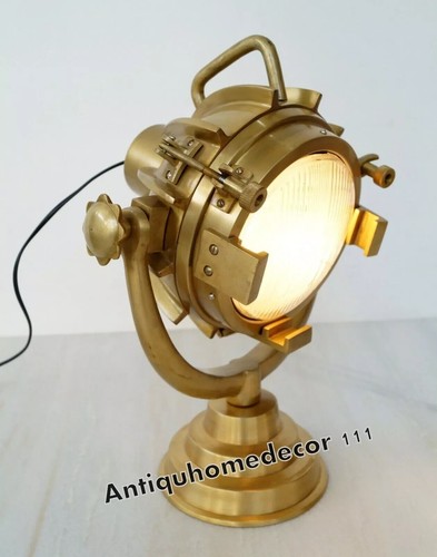 Lampada faretto tavolo - da,